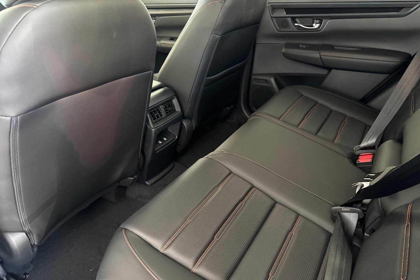 2026 Honda CR-V Hybrid Sport-L photo 4