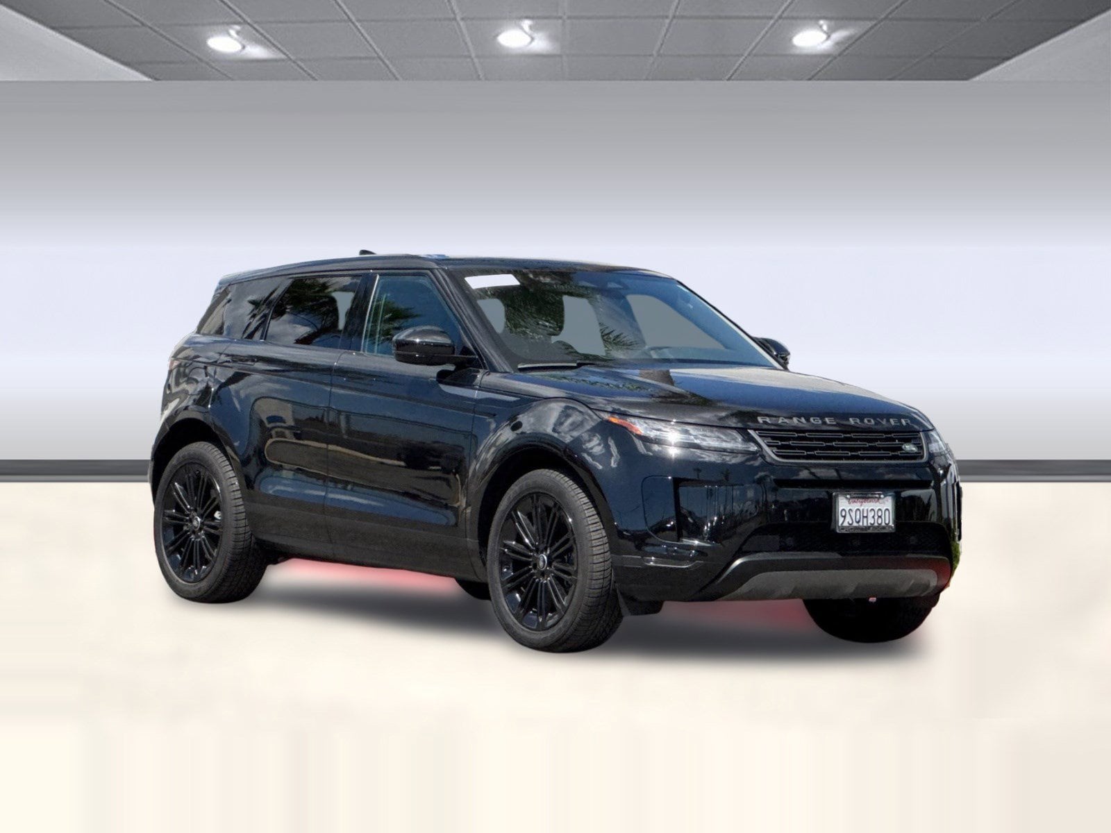 2025 Land Rover Range Rover Evoque Core S photo 5