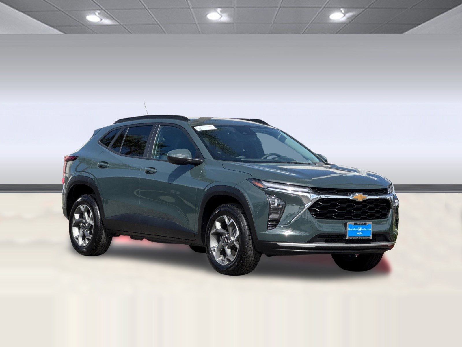 2025 Chevrolet Trax LT photo 5