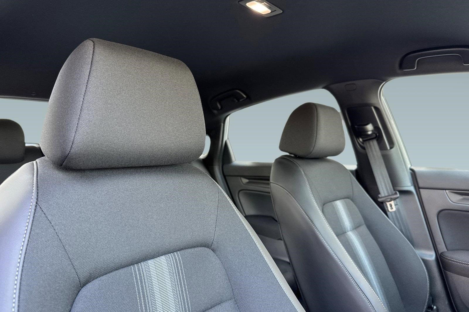 2026 Honda Civic Hatchback Sport - Photo 23