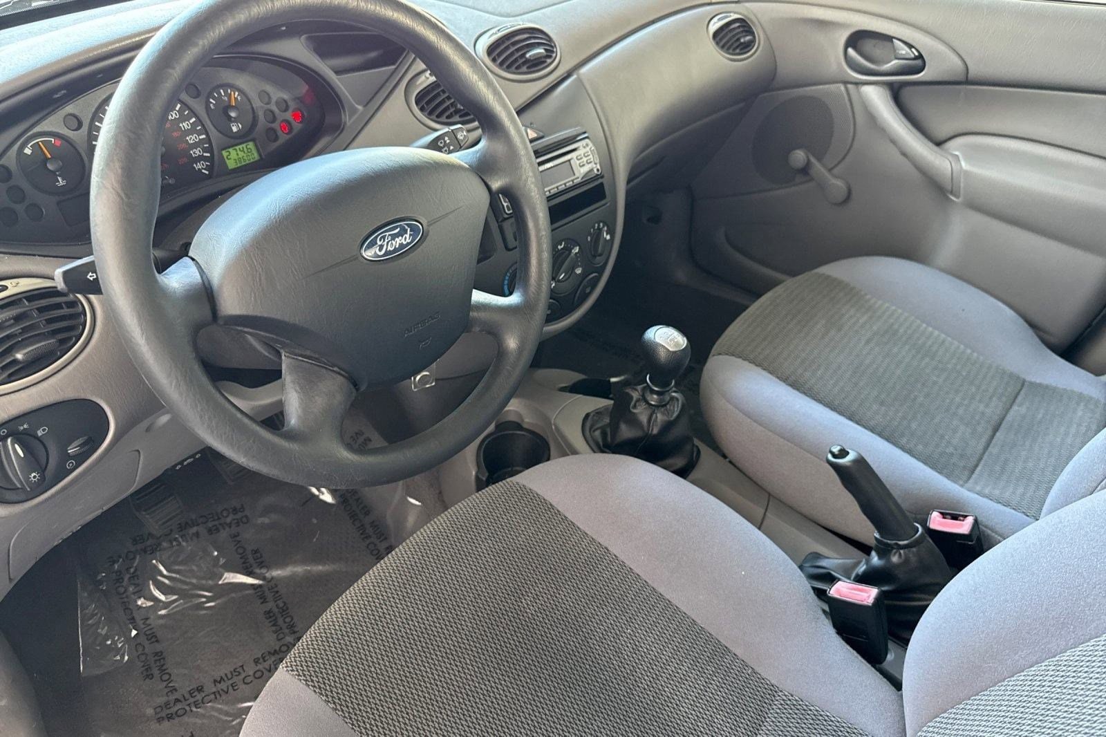 2004 Ford Focus LX