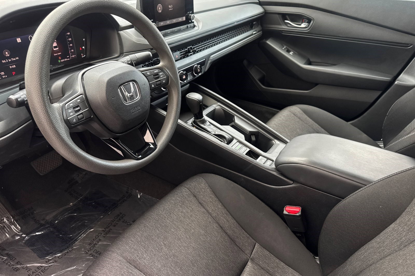 2023 Honda Accord LX photo 4