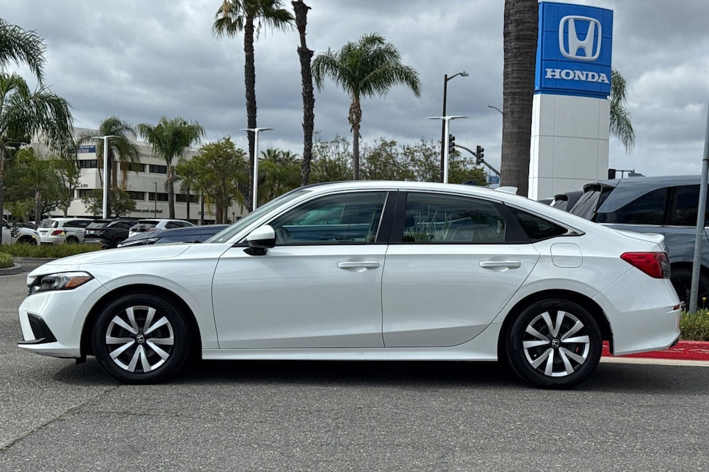 Used 2023 Honda Civic LX Sedan