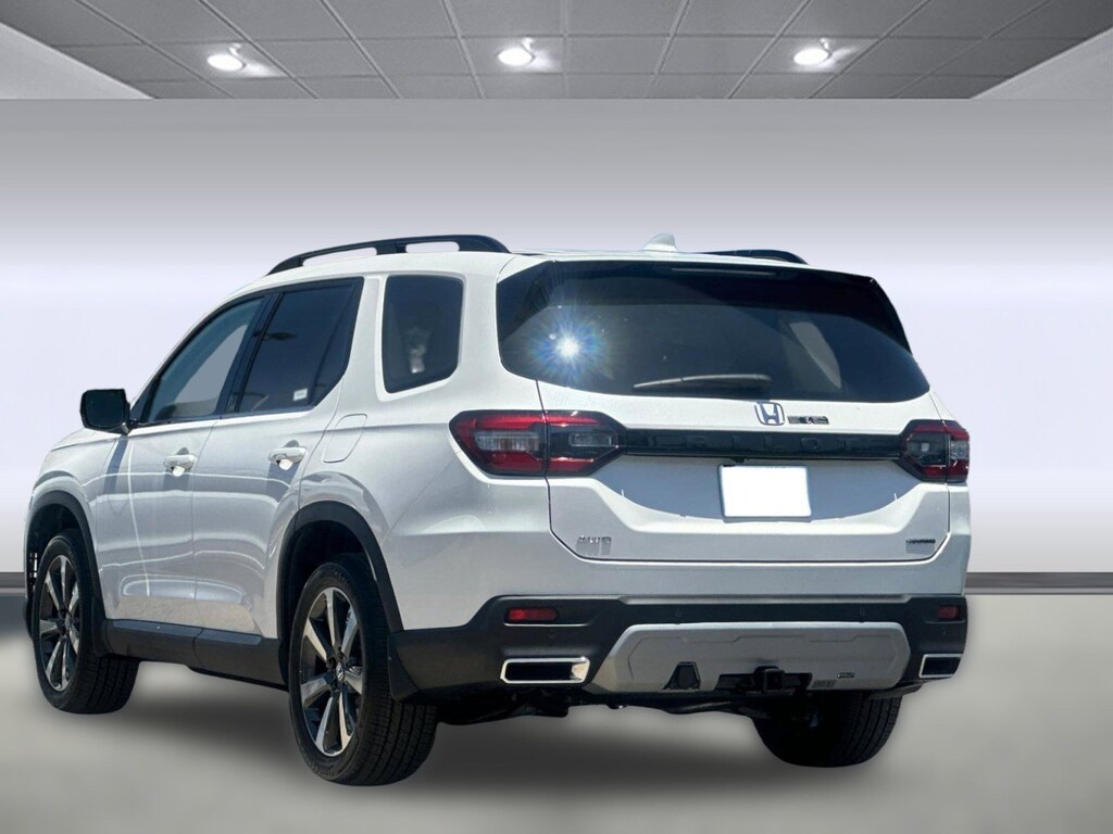 New 2025 Honda Pilot Touring SUV