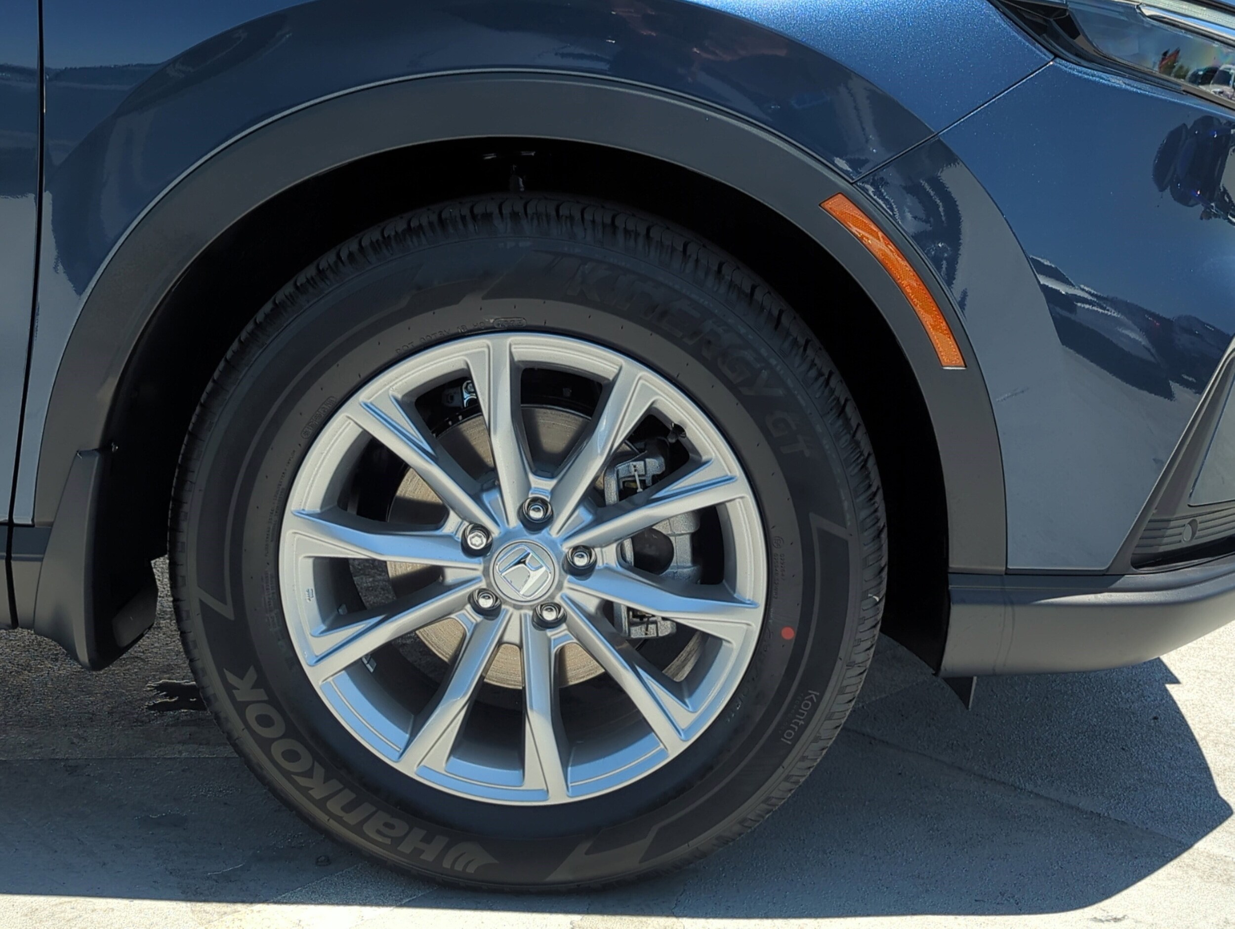 2026 Honda CR-V EX-L photo 2