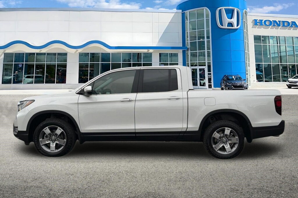 New 2026 Honda Ridgeline RTL Truck Crew Cab