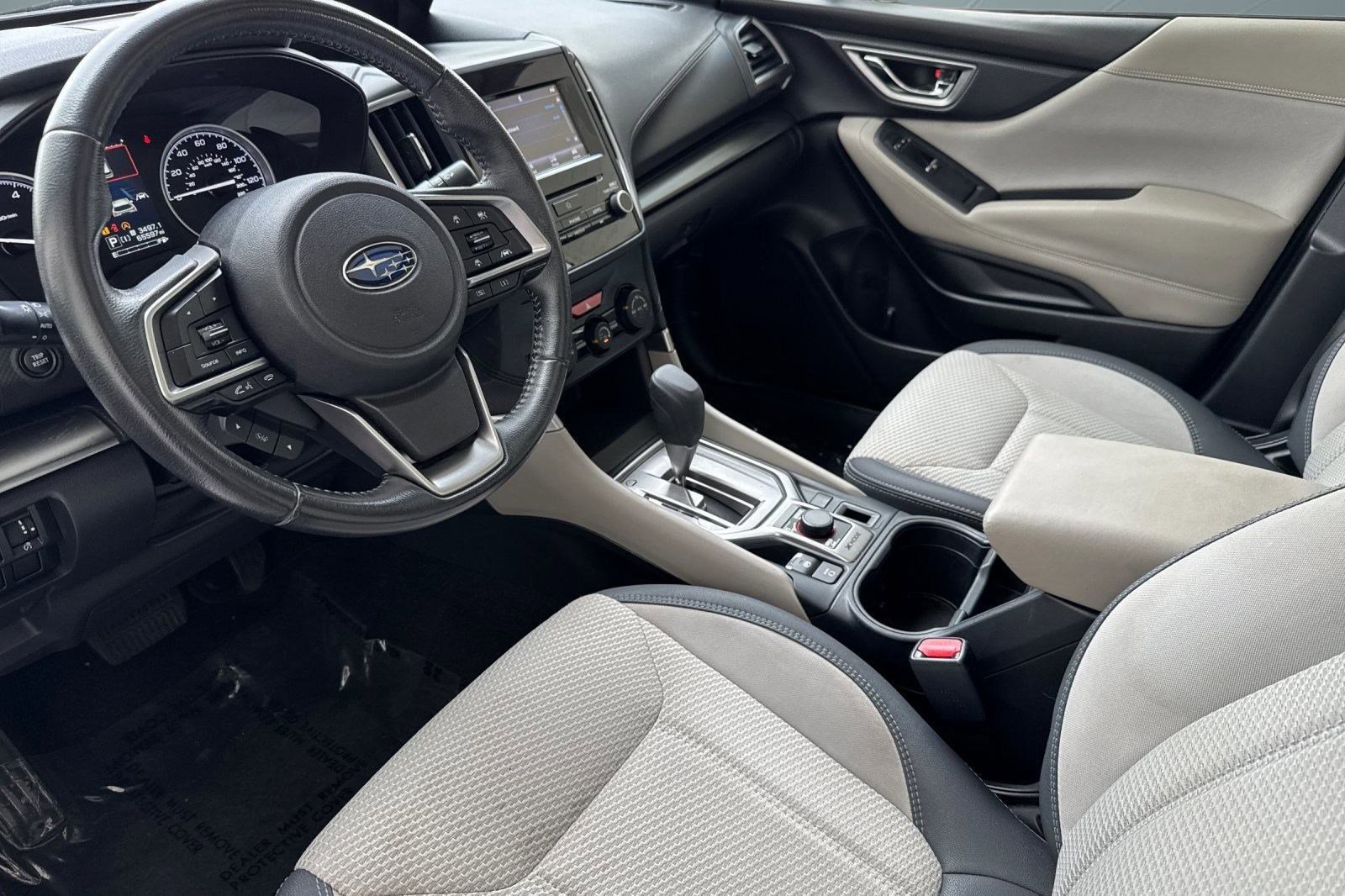 2019 Subaru Forester Premium photo 4