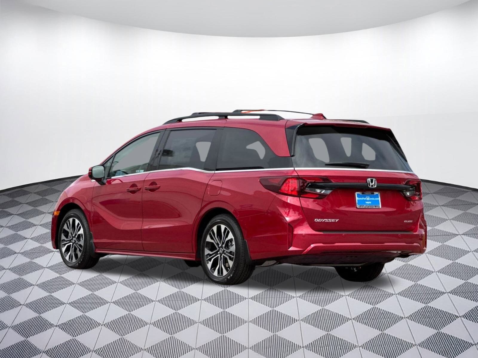 2026 Honda Odyssey Elite photo 3
