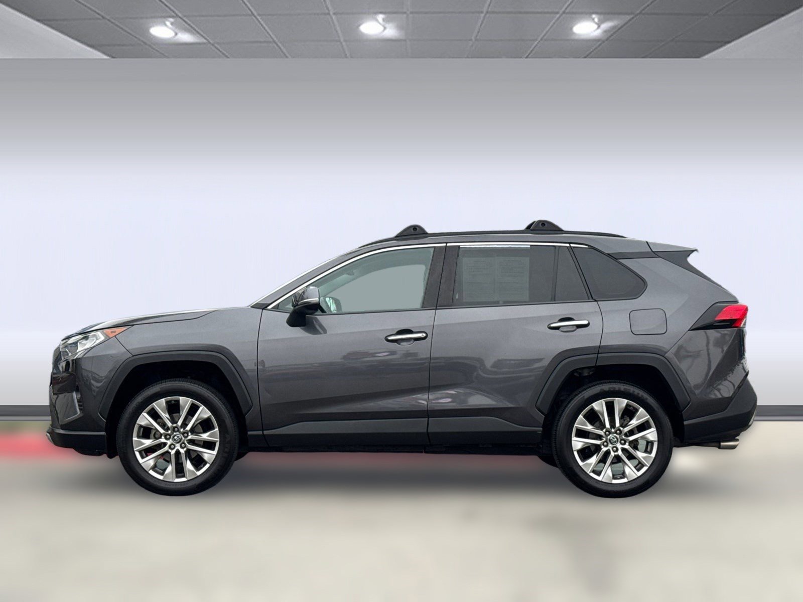 2019 Toyota RAV4 Limited photo 2