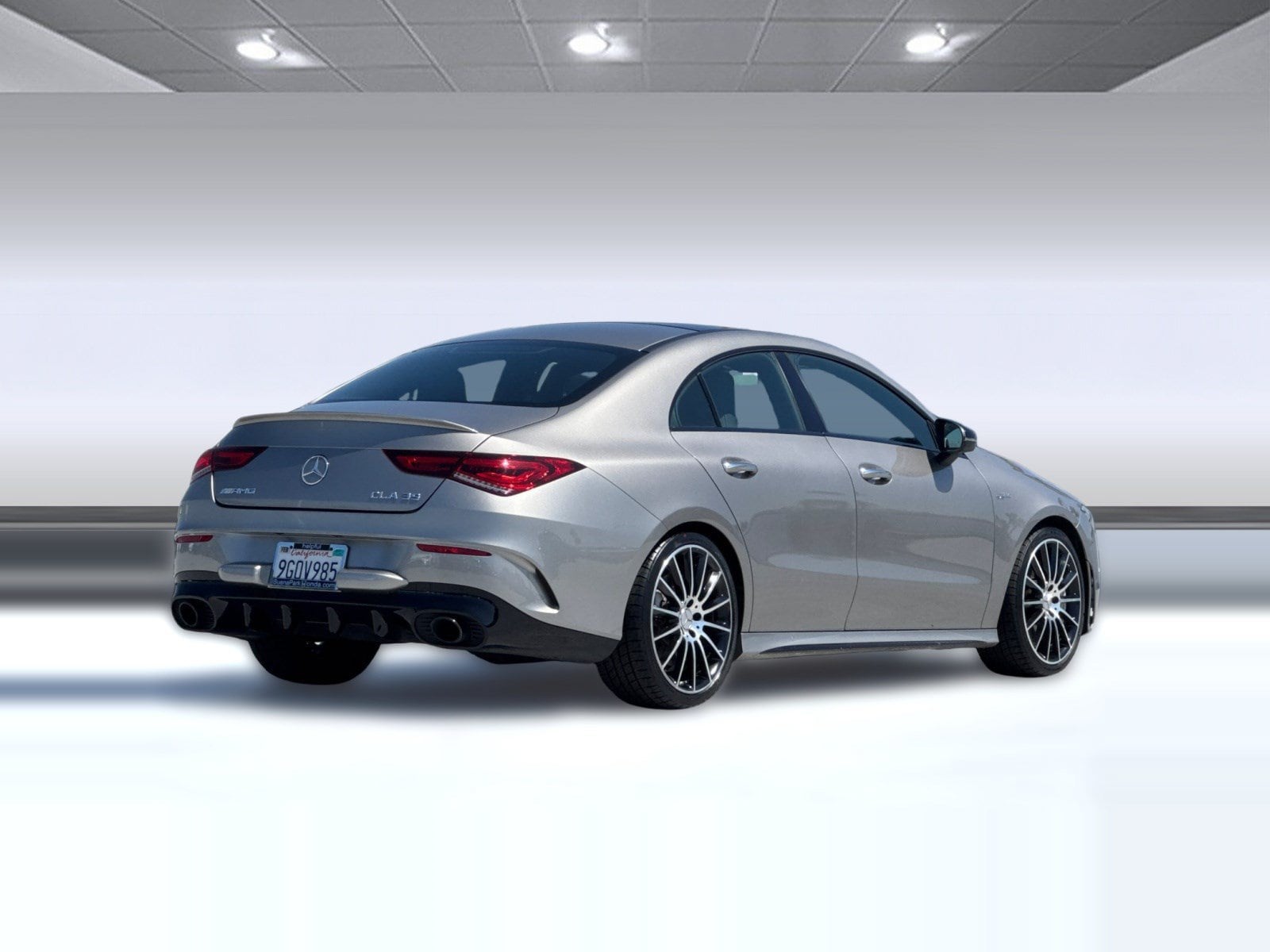 AMG CLA 35 AMG CLA 35 Sedan