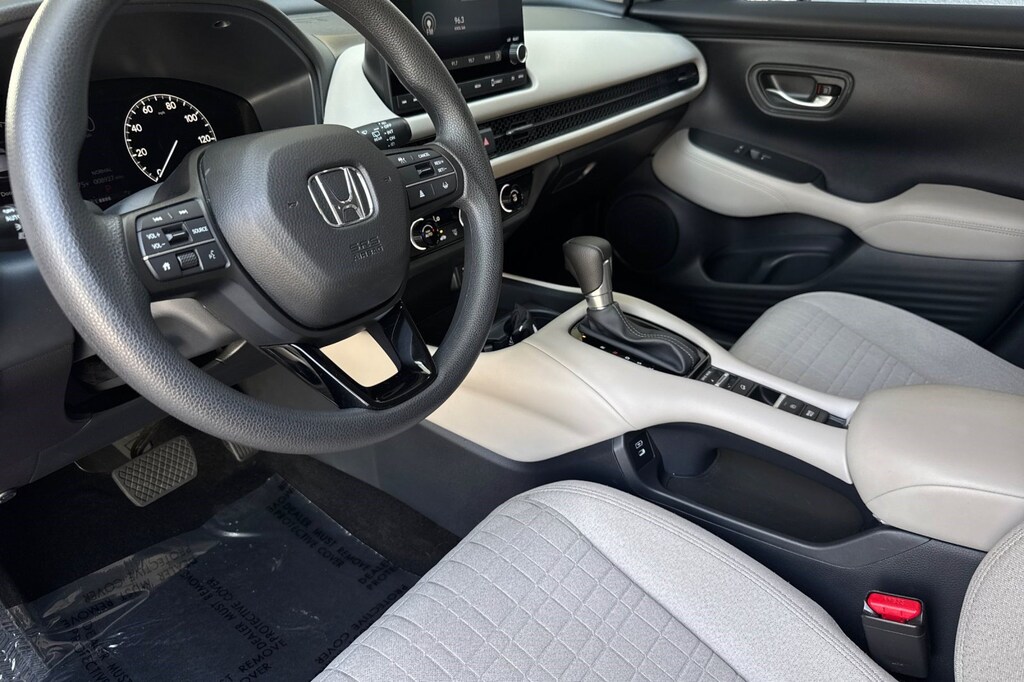 Certified 2025 Honda HR-V LX SUV