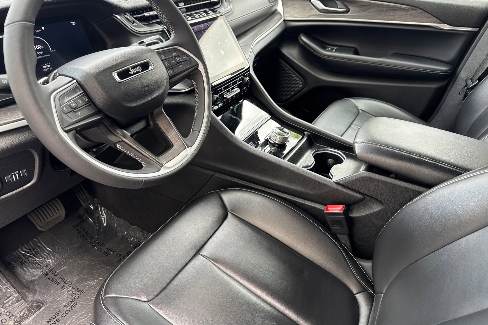 2024 Jeep Grand Cherokee Limited photo 3