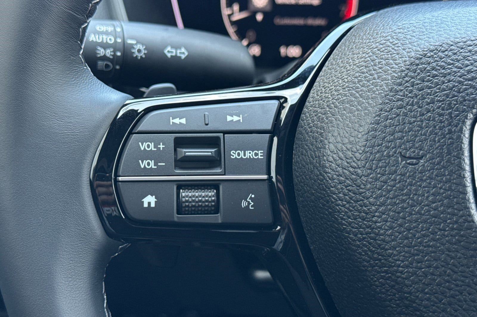 2026 Honda Civic Hatchback Sport - Photo 15