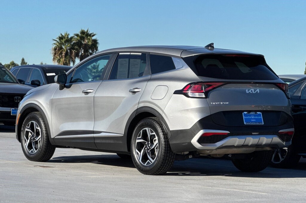 Used 2023 Kia Sportage LX SUV