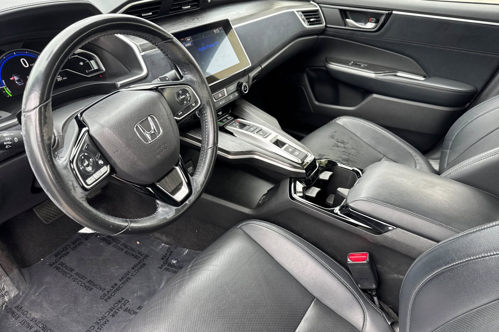 2021 Honda Clarity Plug-In Hybrid Touring photo 3
