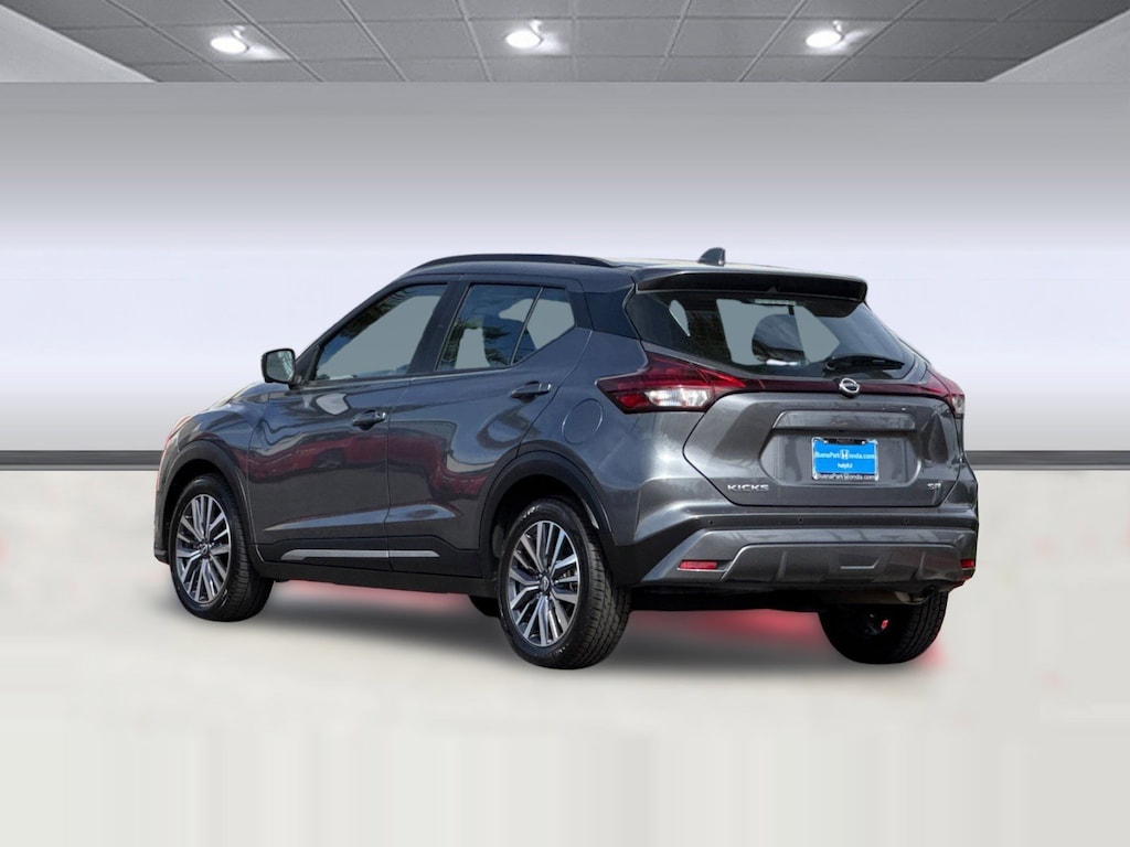 Used 2024 Nissan Kicks SR SUV