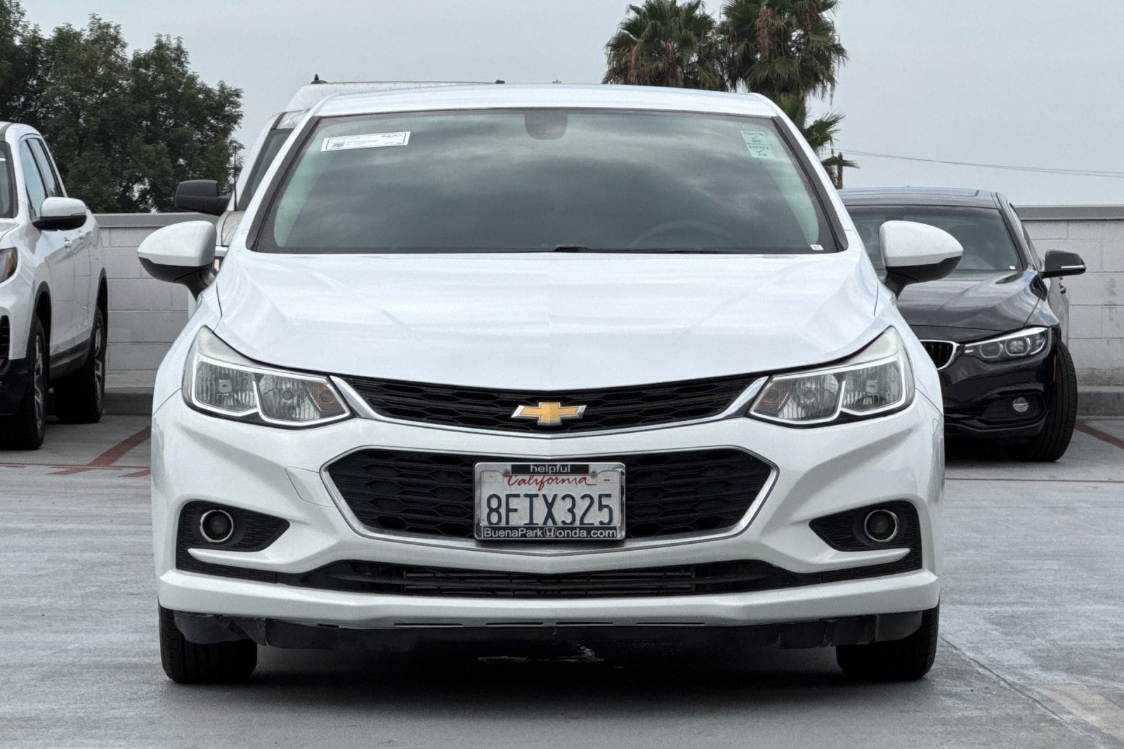 Cruze LS Sedan