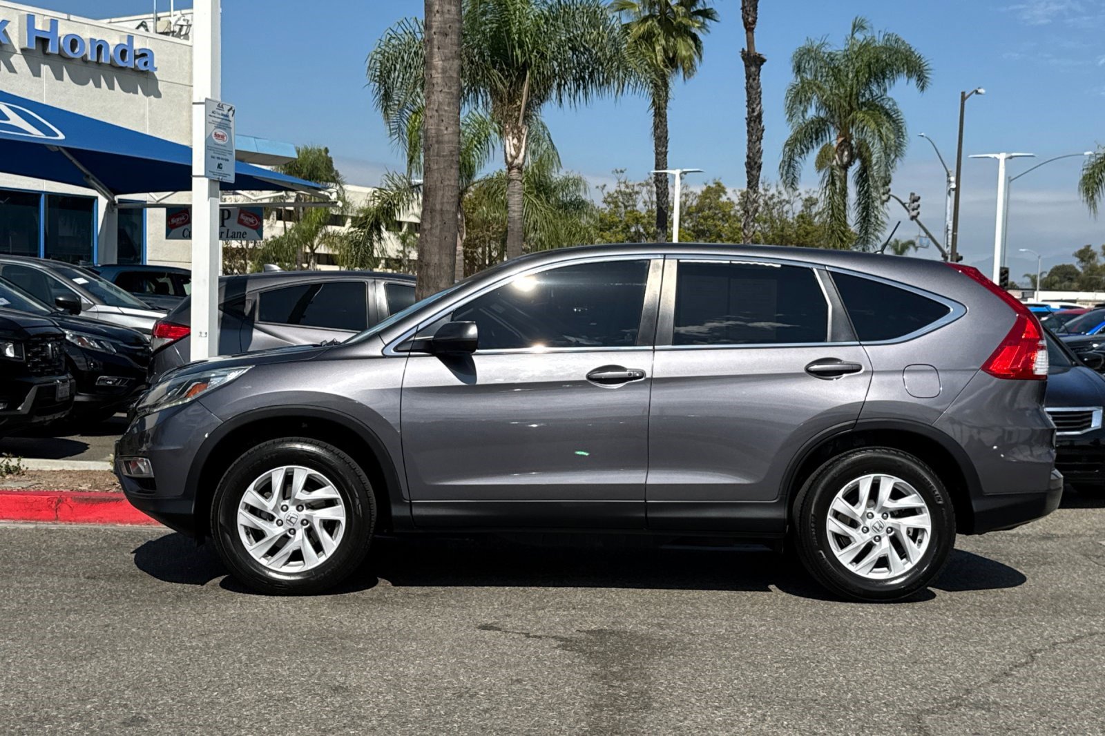 2016 Honda CR-V EX photo 2