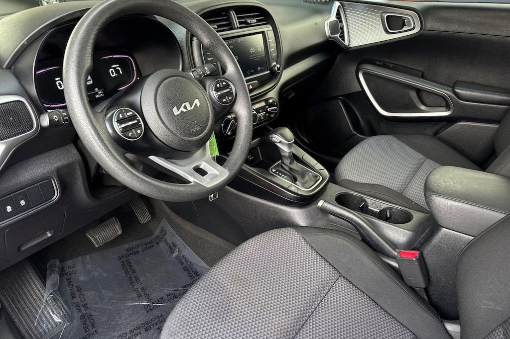 Used 2023 Kia Soul LX Hatchback