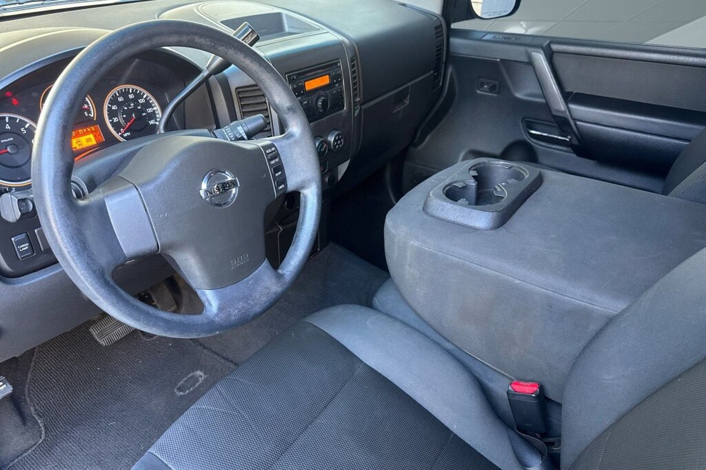 Used 2010 Nissan Titan XE Truck Crew Cab