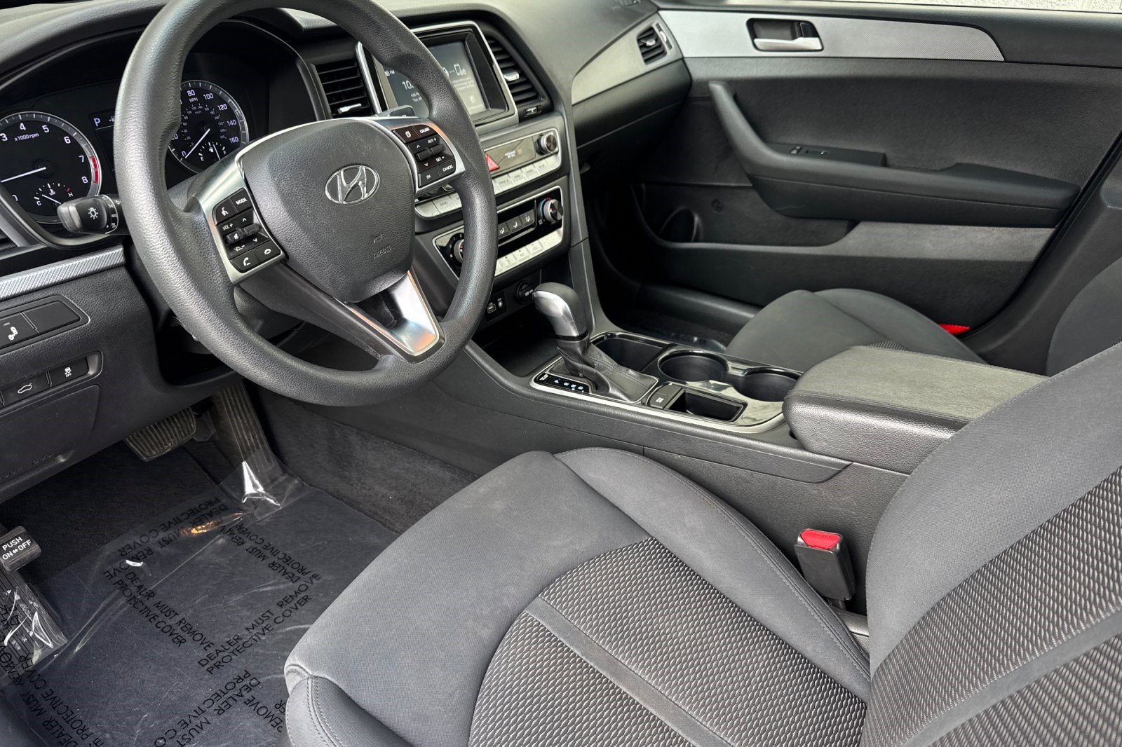 2019 Hyundai Sonata SE photo 2