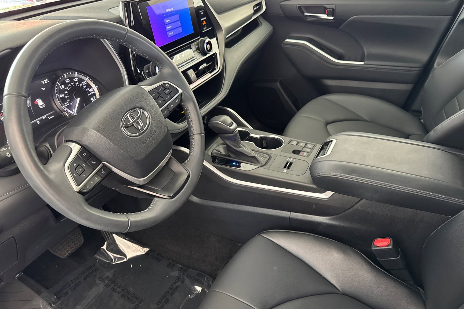 2024 Toyota Highlander XLE photo 4
