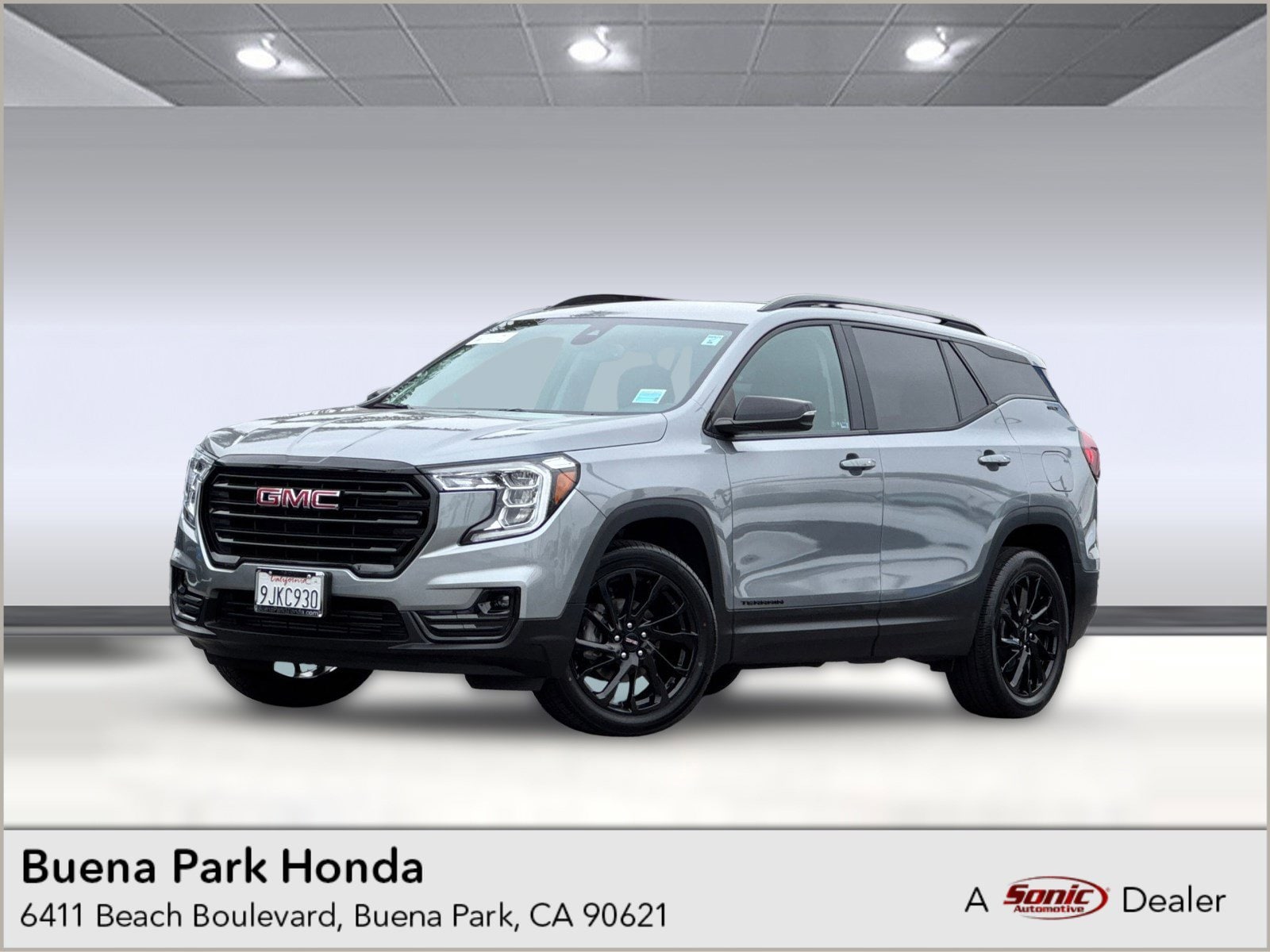 2024 GMC Terrain SLT FWD's photo