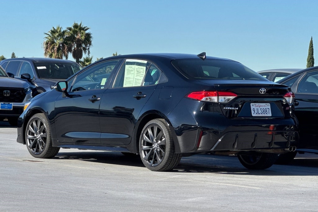 Used 2024 Toyota Corolla SE Sedan