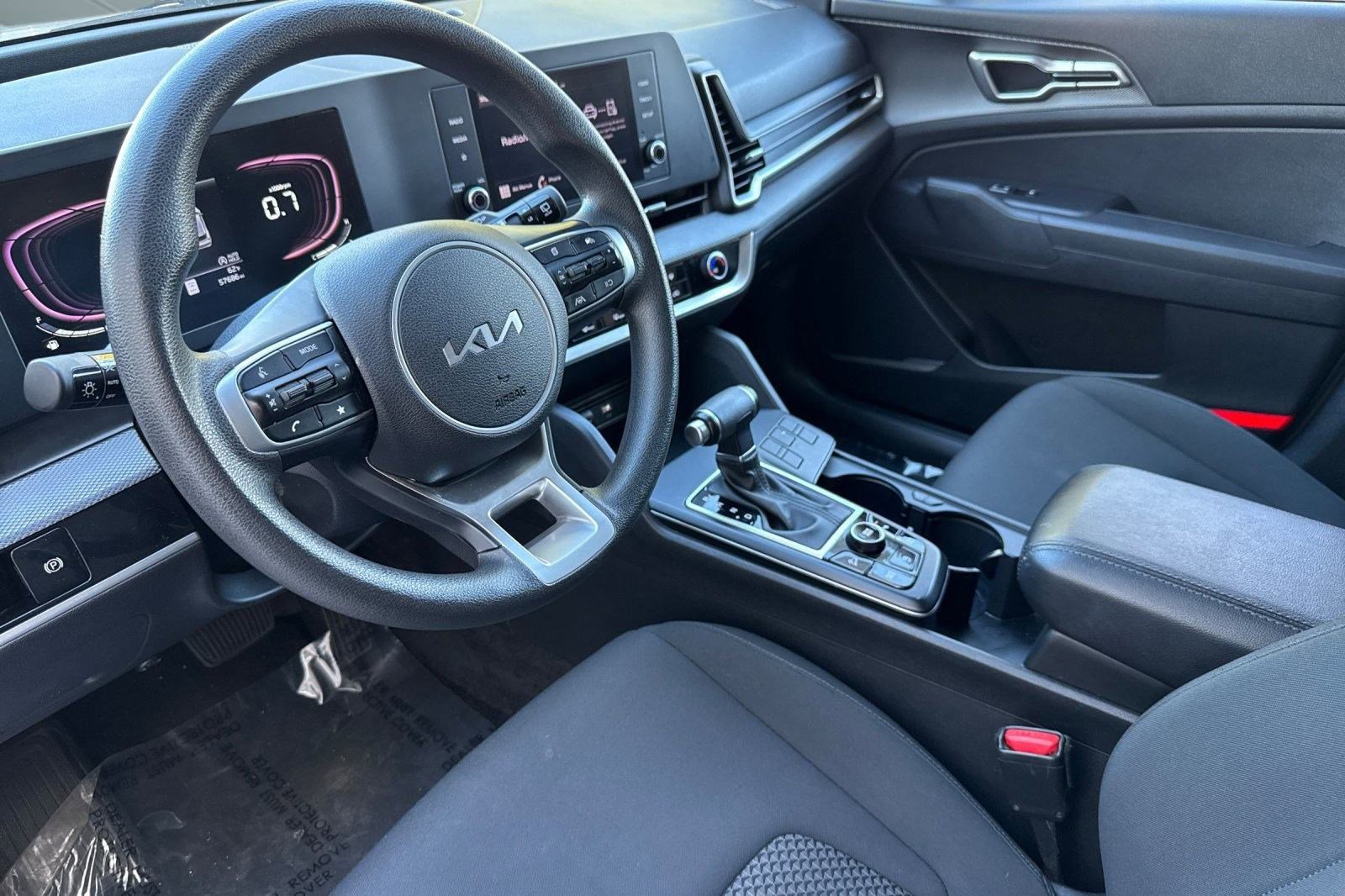 2023 Kia Sportage LX photo 4