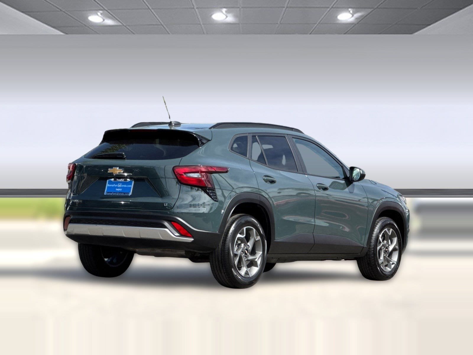 2025 Chevrolet Trax LT photo 3