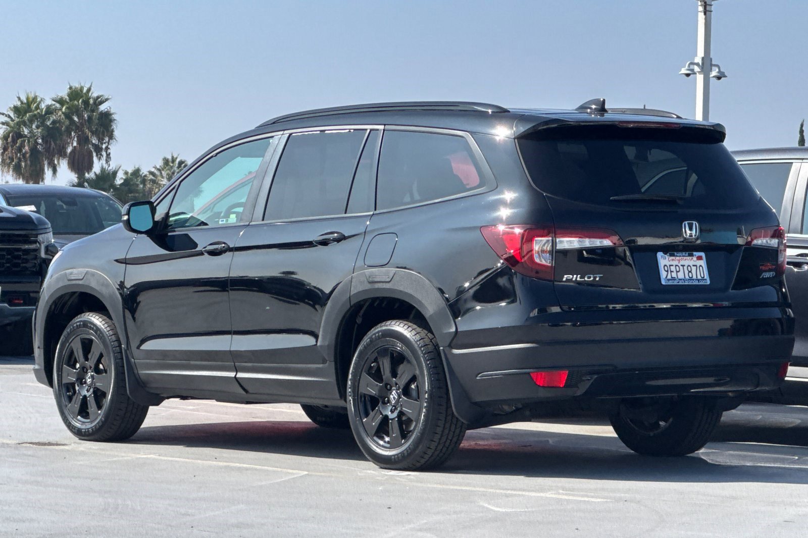 2022 Honda Pilot TrailSport photo 2
