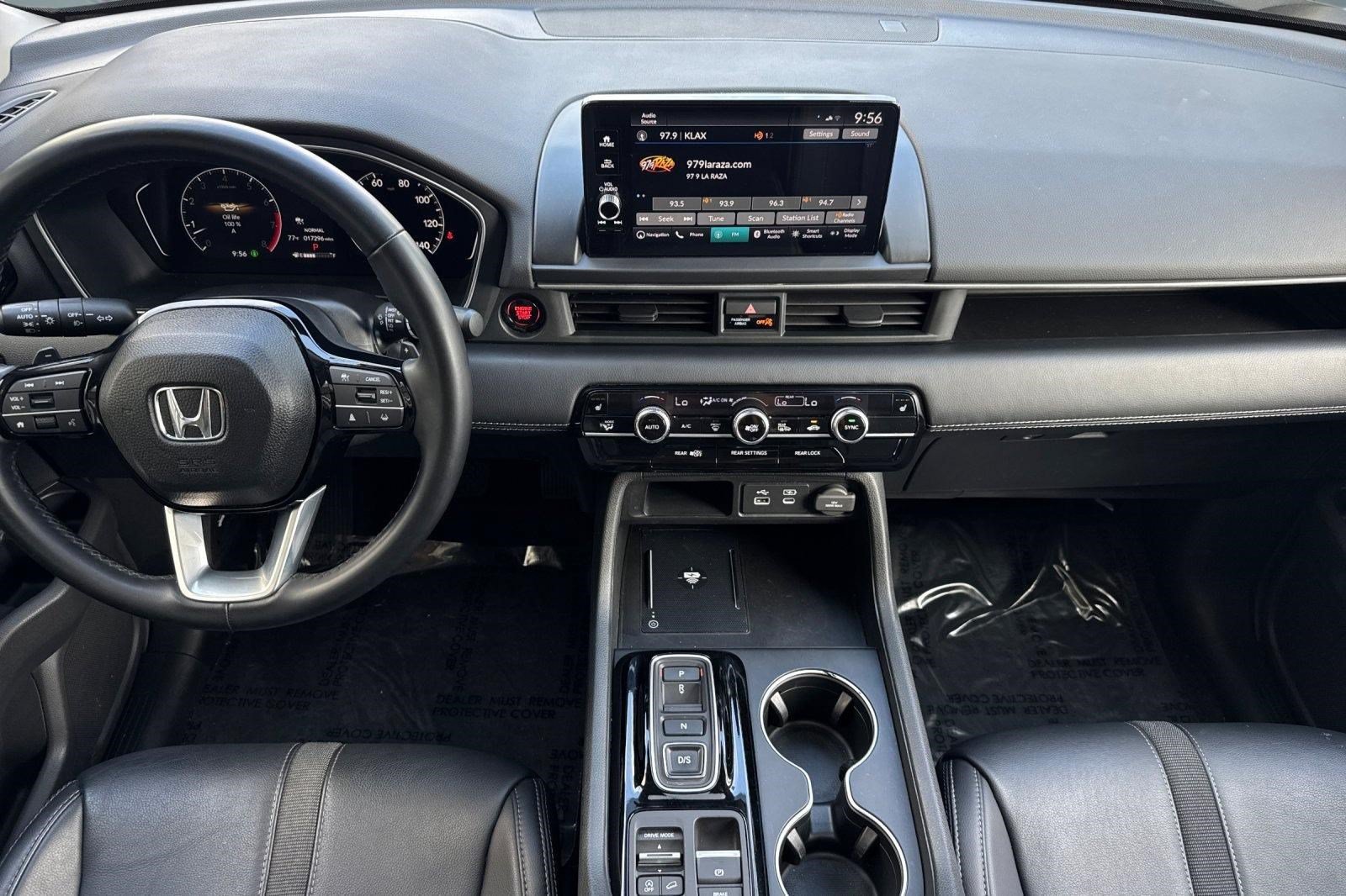 2023 Honda Pilot Touring - Photo 15