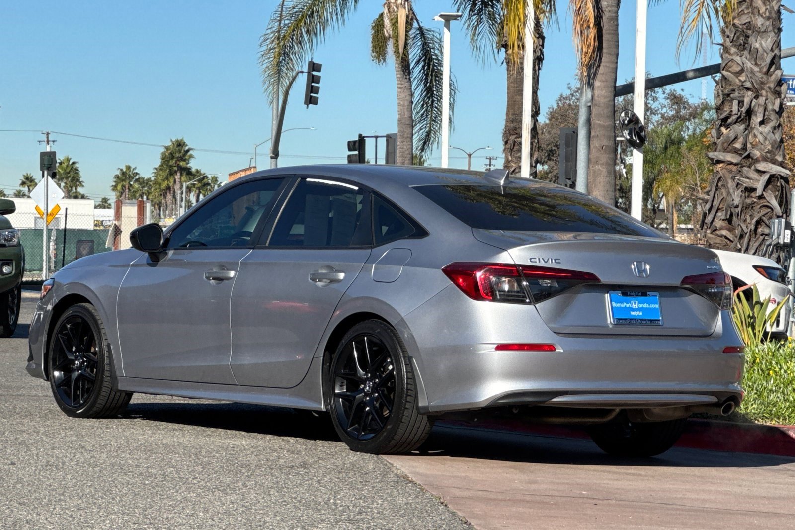 2022 Honda Civic Sport photo 2