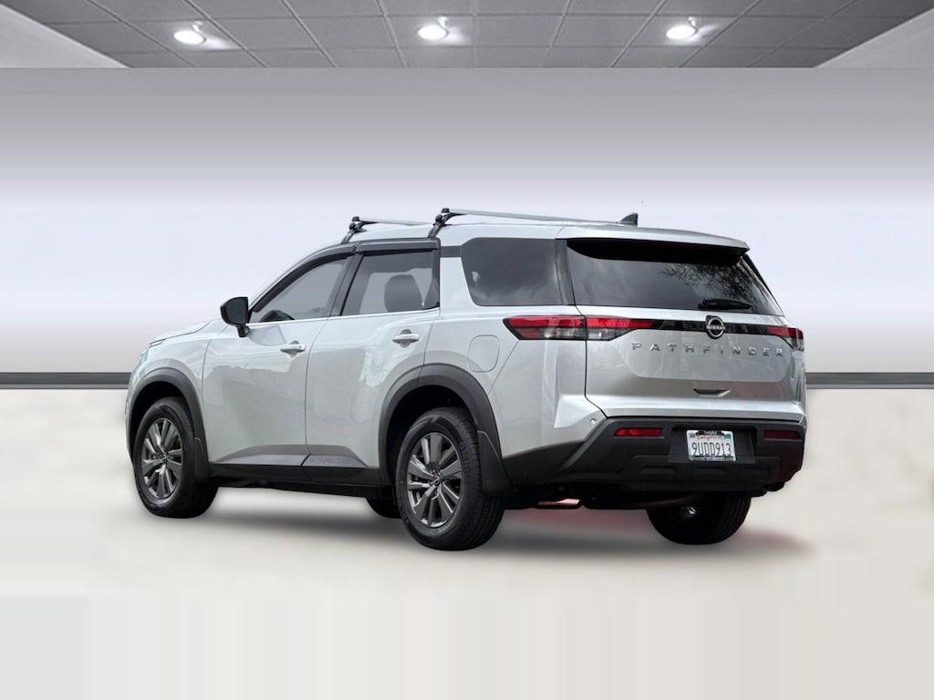 Used 2025 Nissan Pathfinder S SUV