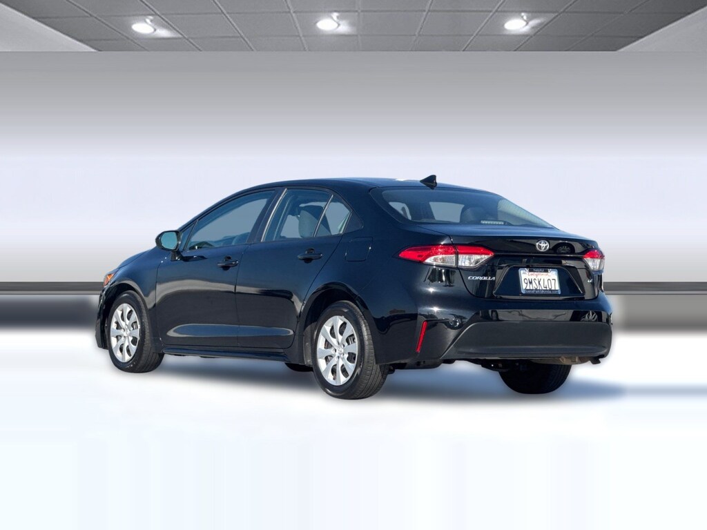 Used 2024 Toyota Corolla LE Sedan