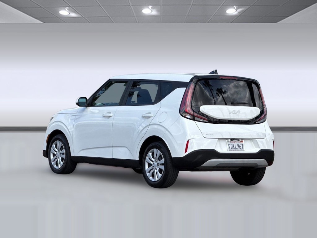 Used 2023 Kia Soul LX Hatchback