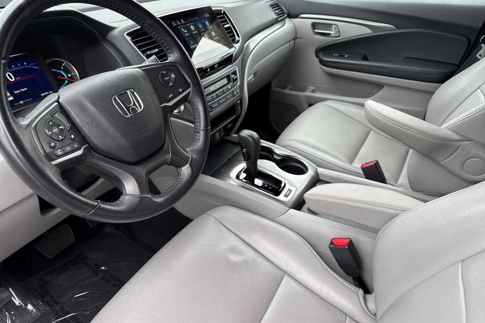 2020 Honda Pilot EX-L photo 4