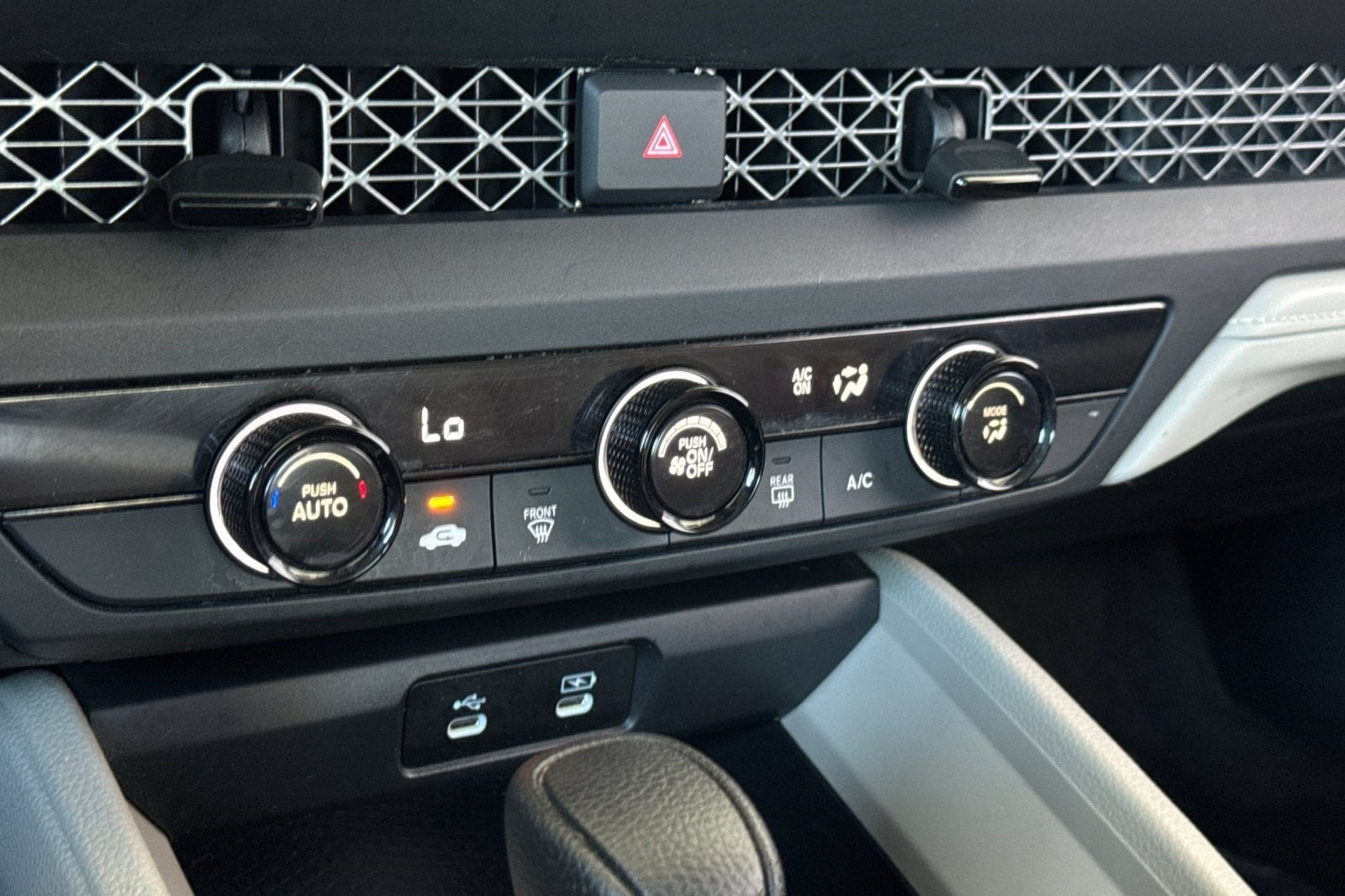 2024 Honda Accord LX - Photo 17