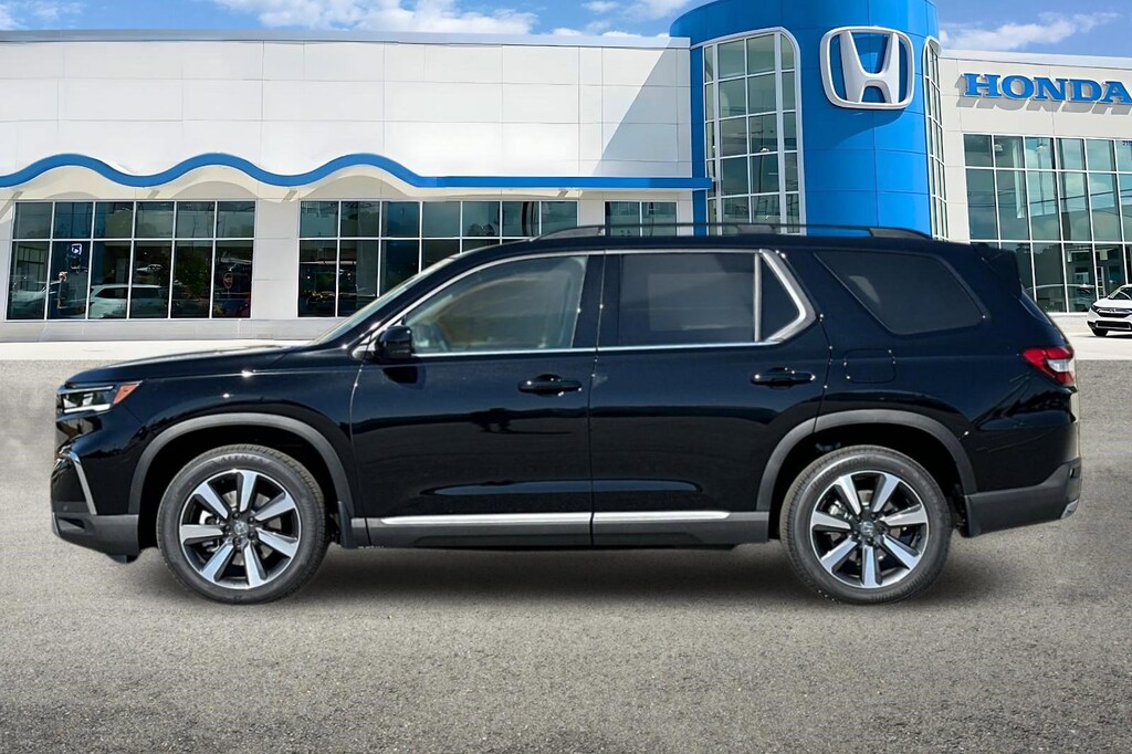 New 2025 Honda Pilot Touring SUV