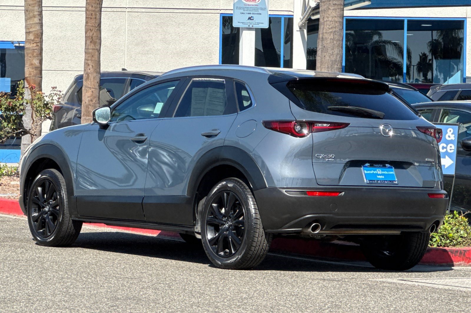 2024 Mazda CX-30 2.5 S Carbon photo 3