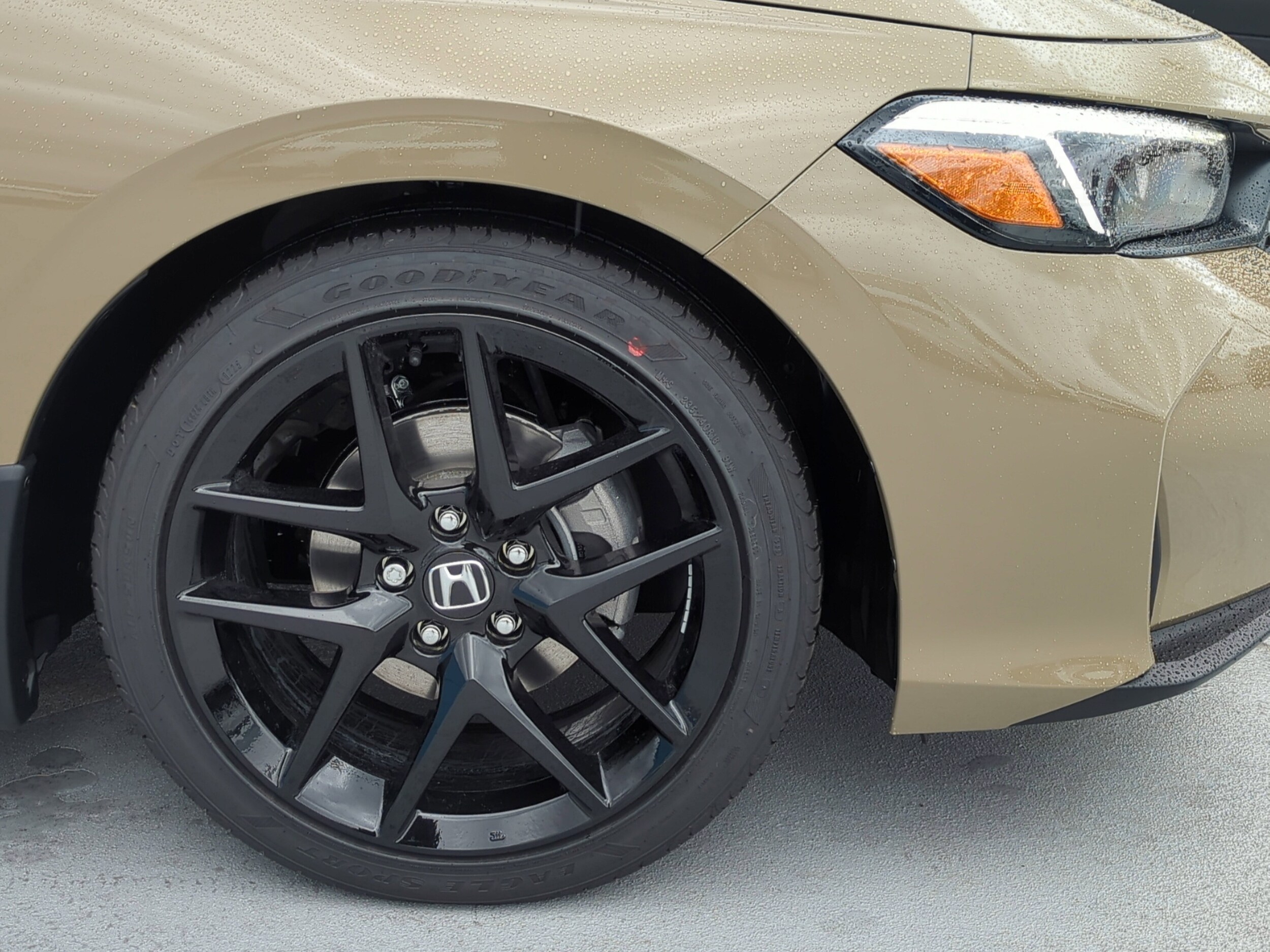 2025 Honda Civic Sport Hatchback photo 3