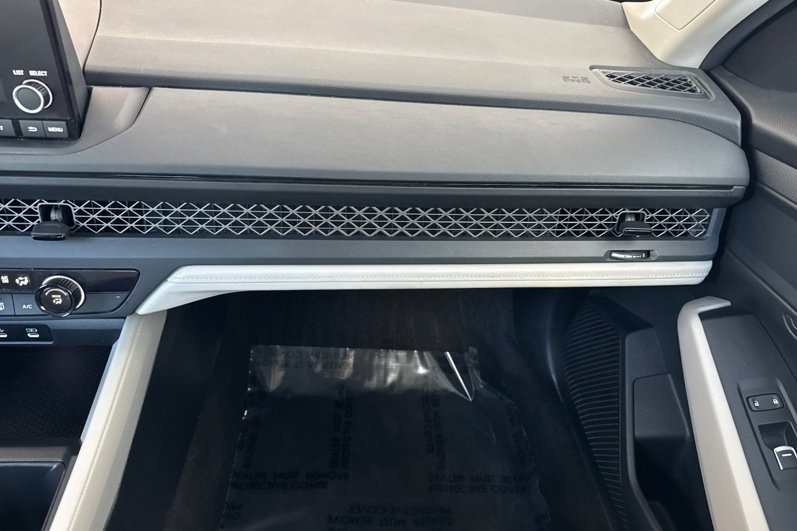 2024 Honda Accord LX - Photo 26