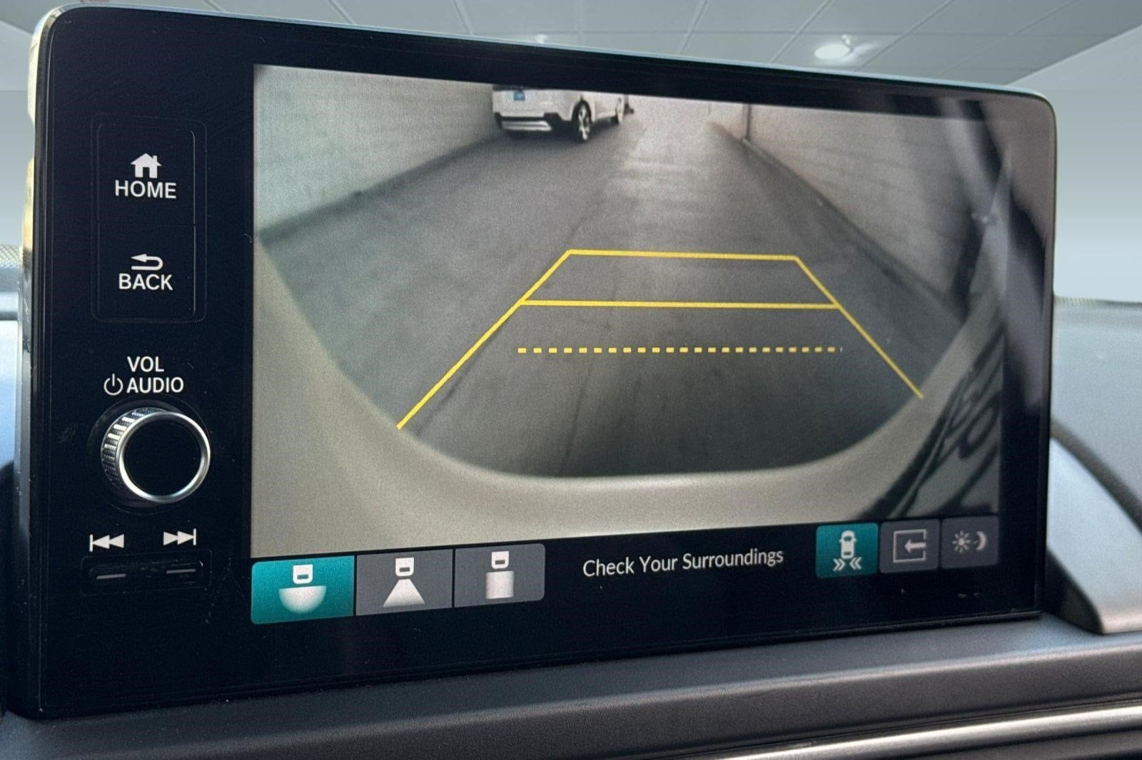 2023 Honda Pilot Touring - Photo 19