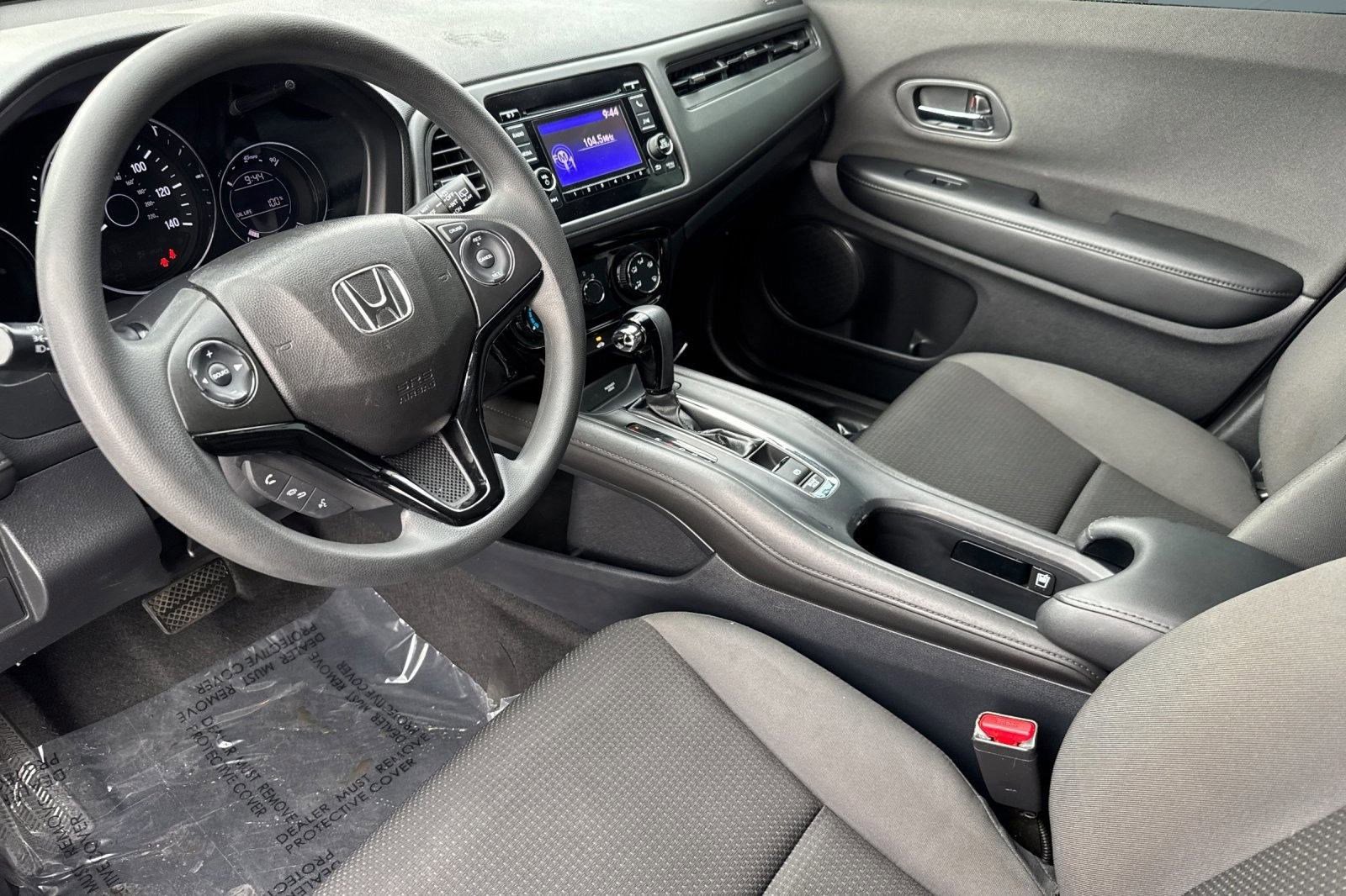 2019 Honda HR-V LX photo 4