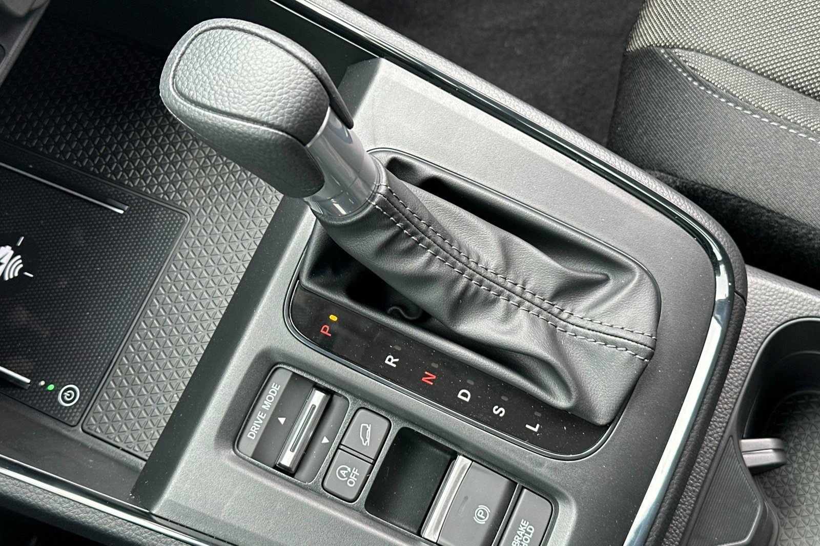 2026 Honda CR-V EX - Photo 18