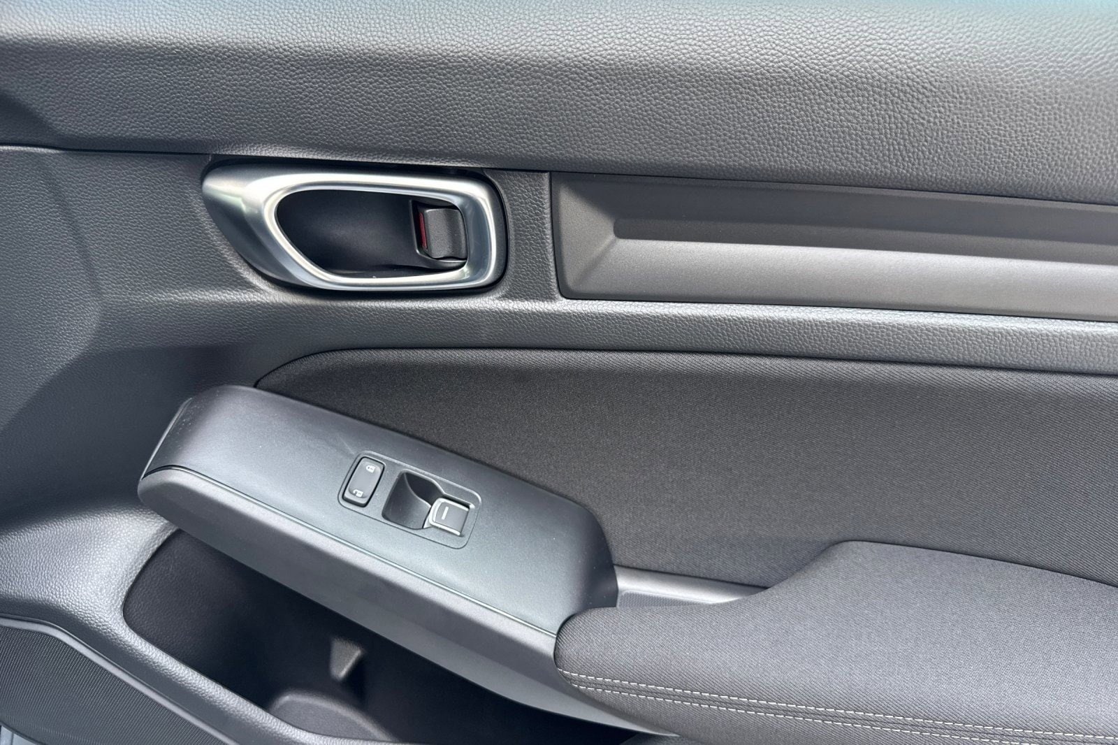 2026 Honda Civic Hatchback Sport - Photo 27