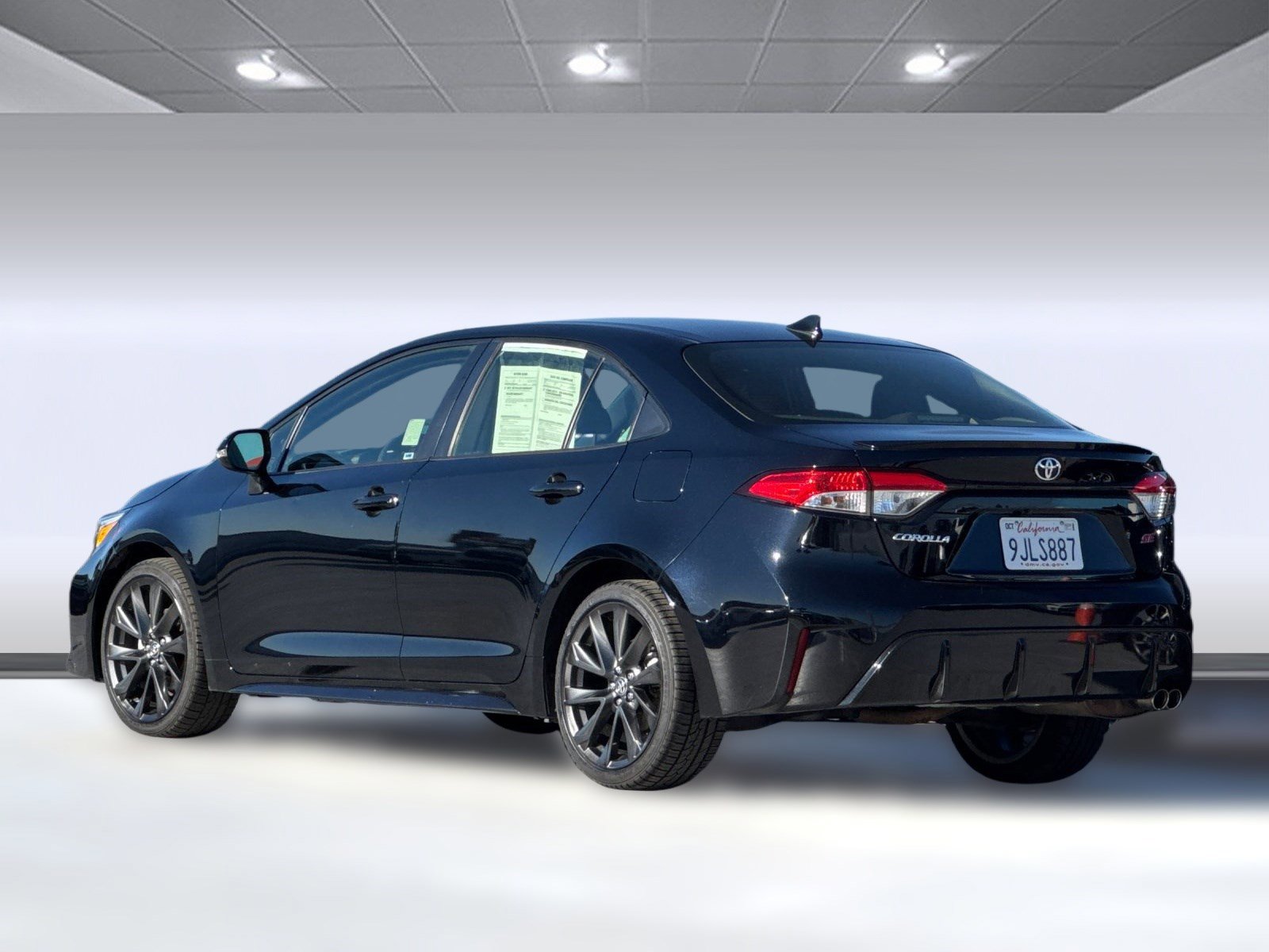 2024 Toyota Corolla SE Premium photo 3