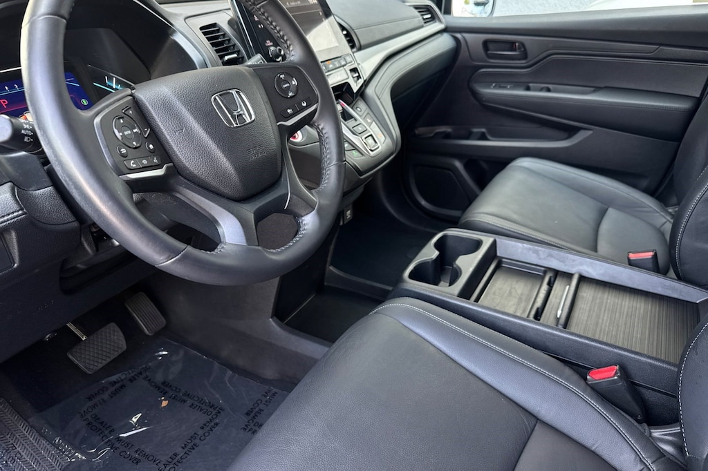 Used 2024 Honda Odyssey EX-L Van