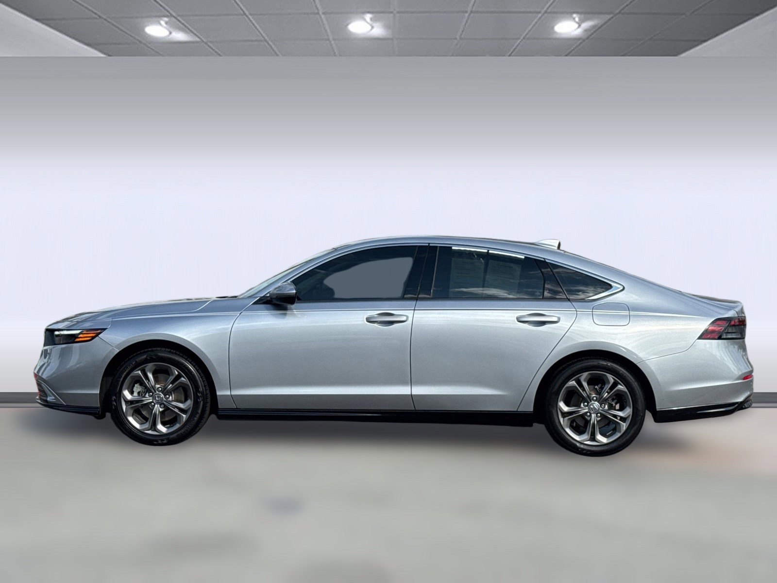 2023 Honda Accord Hybrid EX-L photo 2