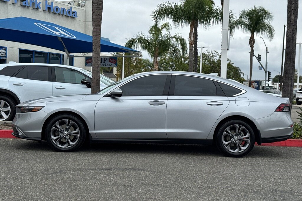 Used 2023 Honda Accord EX Sedan